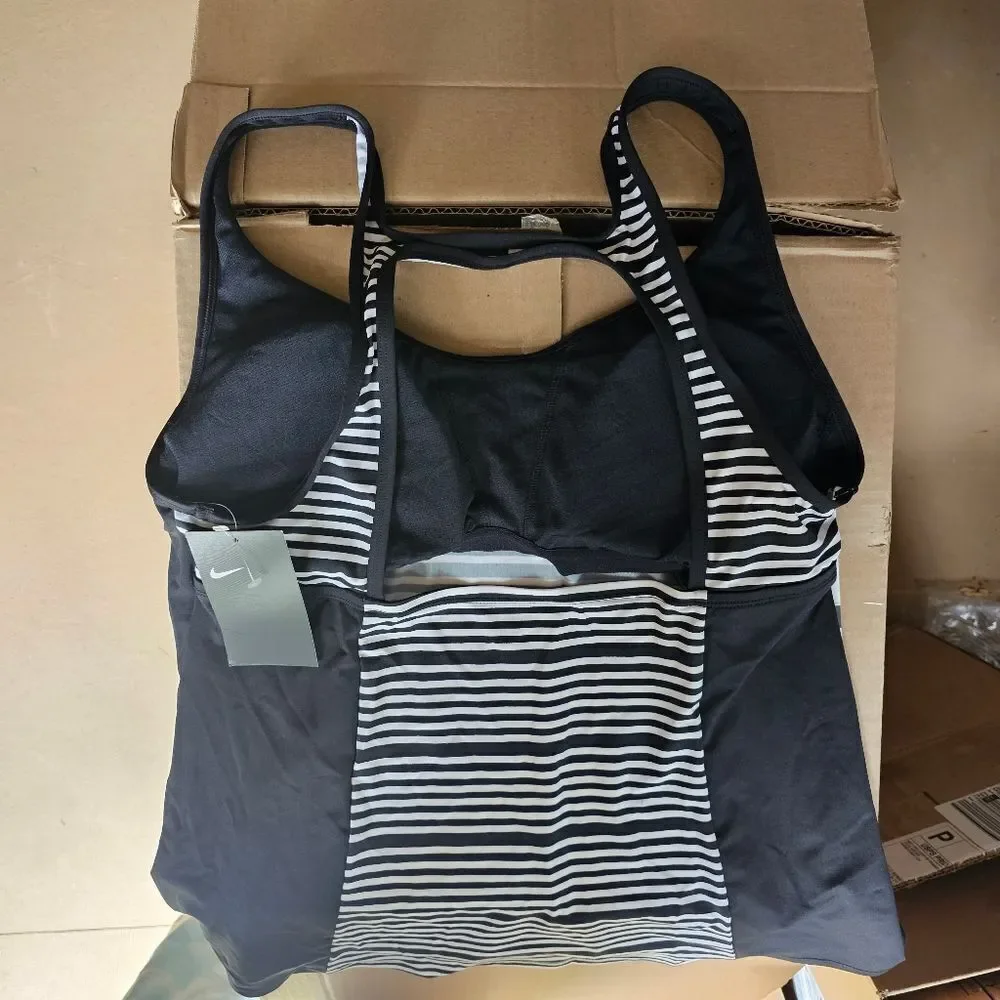 Nike Women's 6:1 Stripe Tankini  logo black bottoms Xlarge 2 piece set